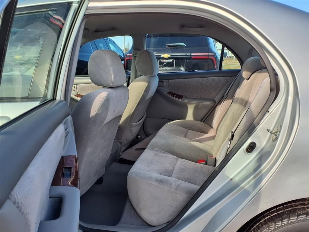 Thumbnail: 2005 Toyota Corolla - 9