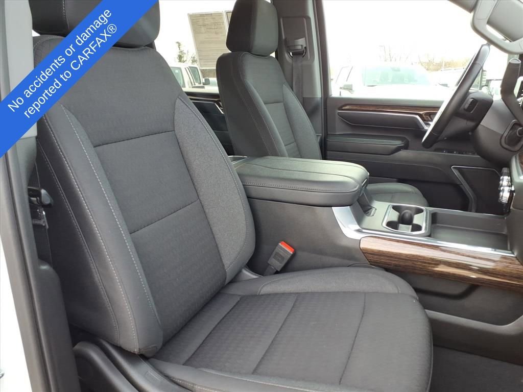 Thumbnail: 2024 GMC Sierra 3500 - 20