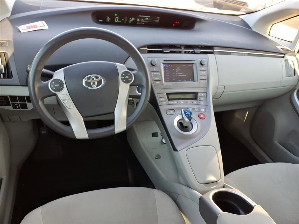 Thumbnail: 2013 Toyota Prius - 8