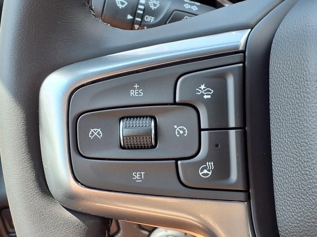 Thumbnail: 2026 Chevrolet Silverado 1500 - 21