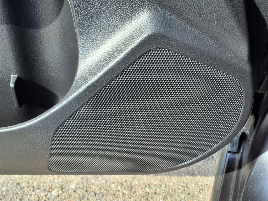 Thumbnail: 2014 Subaru XV Crosstrek - 16