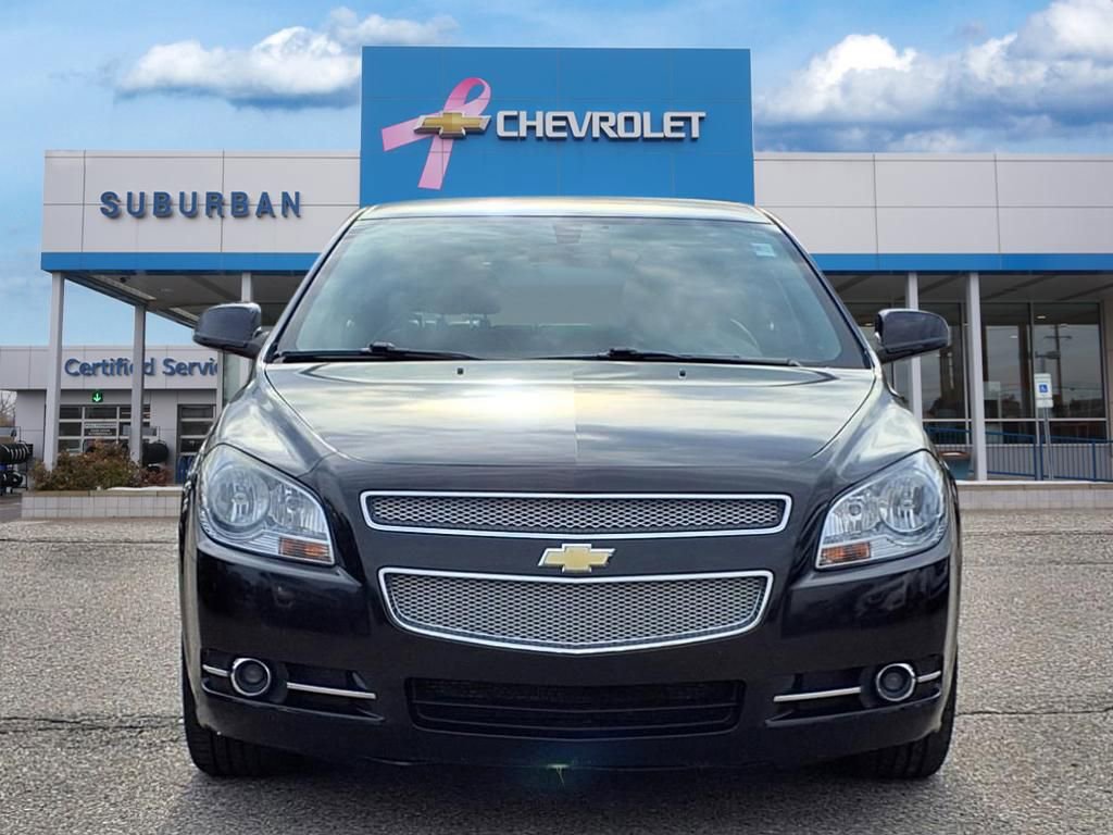 2011 Chevrolet Malibu LTZ 2