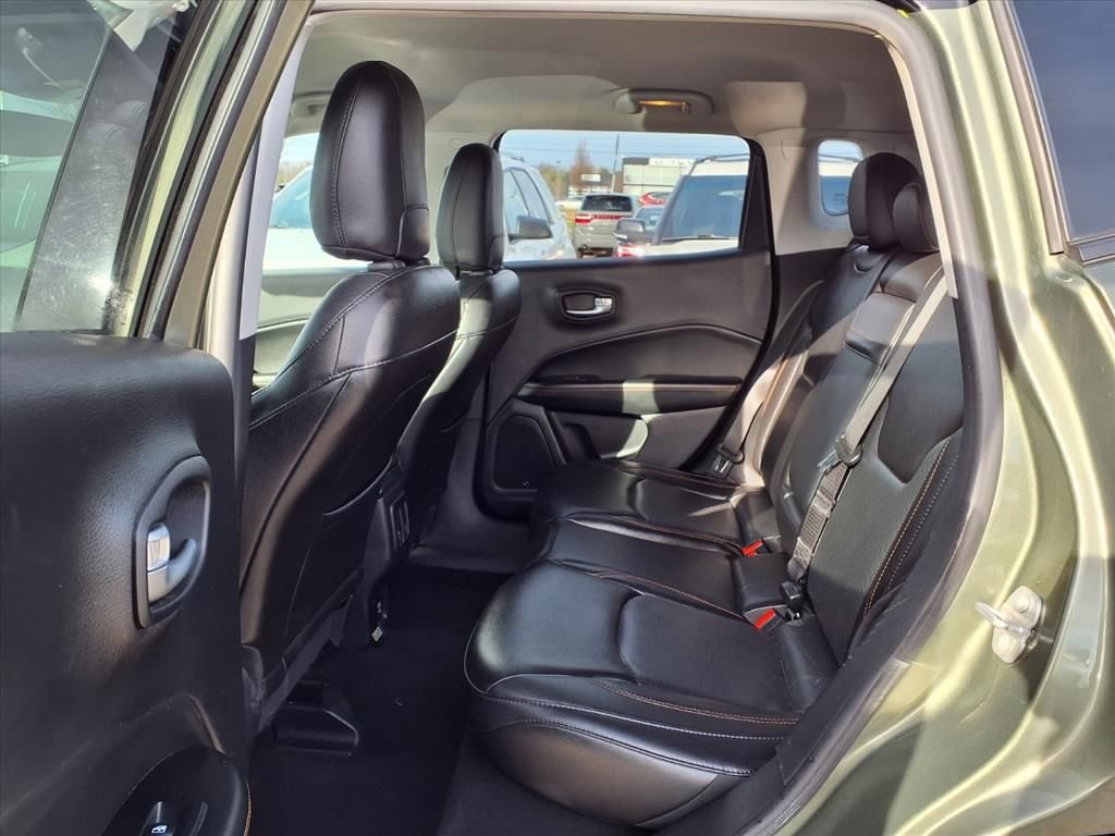 Thumbnail: 2018 Jeep Compass - 11