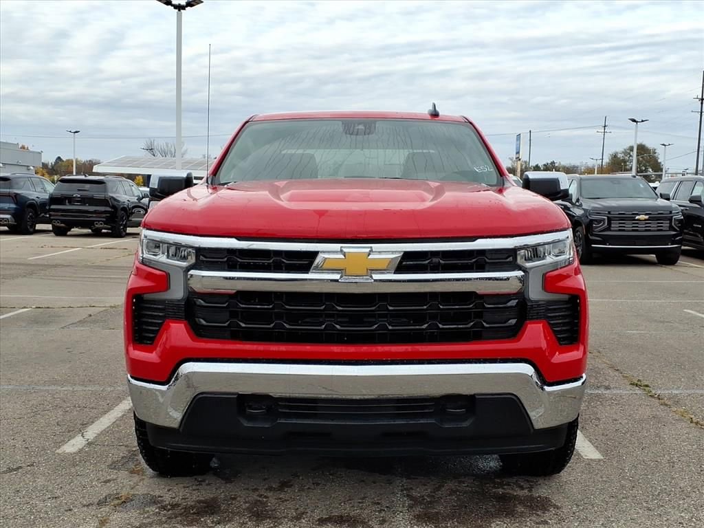 2026 Chevrolet Silverado 1500 LT photo 2