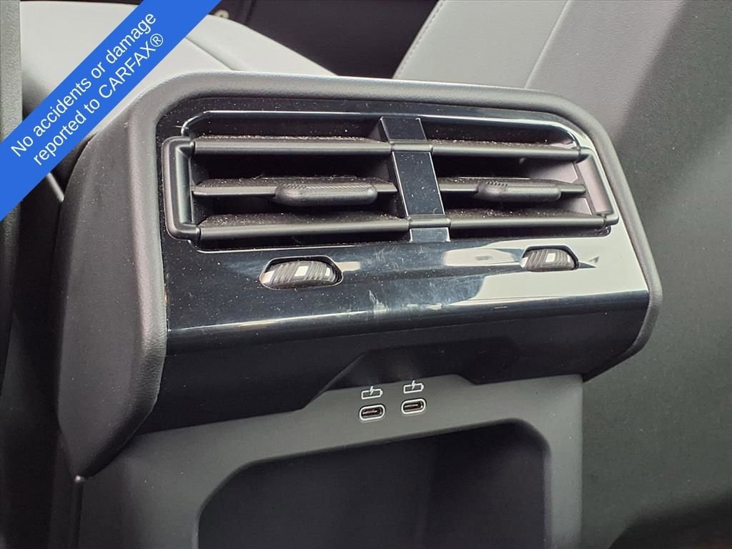 Thumbnail: 2025 BMW 5 Series - 14