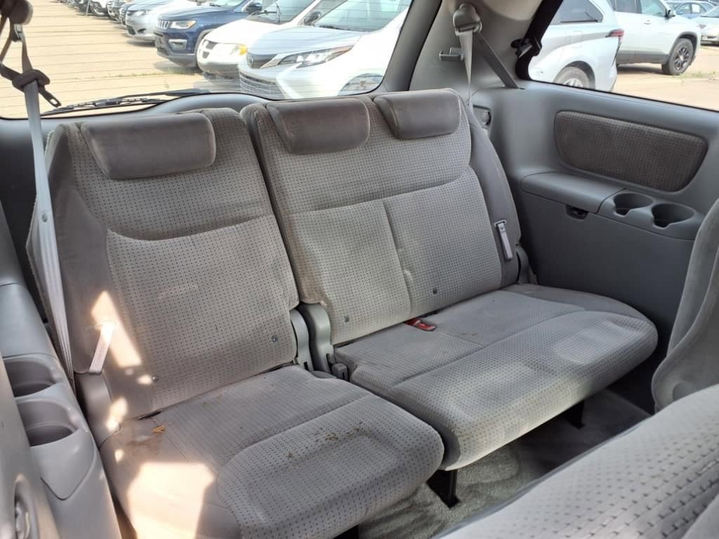 Thumbnail: 2008 Toyota Sienna - 10