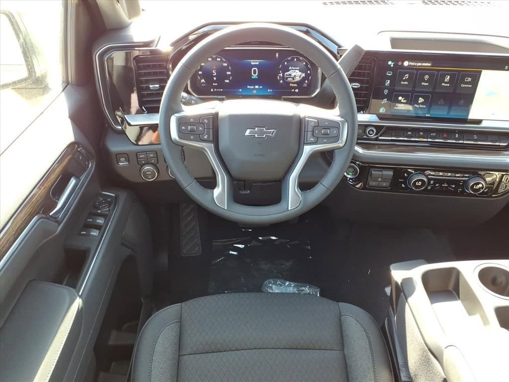 Thumbnail: 2026 Chevrolet Silverado 1500 - 10