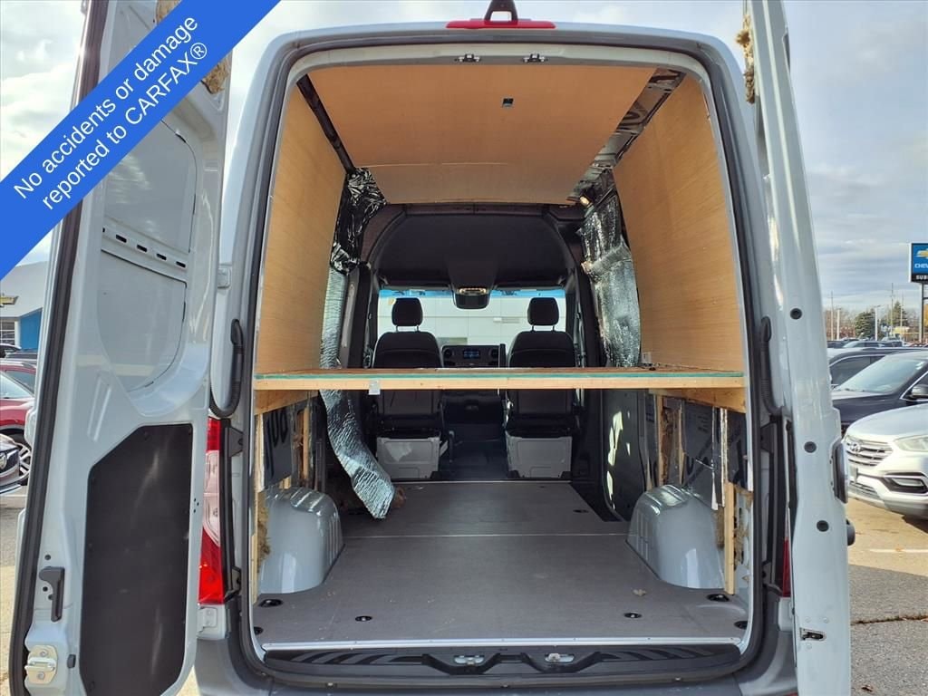 Thumbnail: 2023 Mercedes-Benz Sprinter - 14