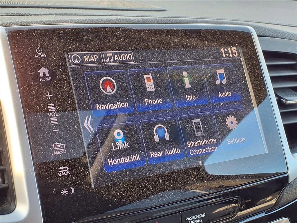 Thumbnail: 2017 Honda Pilot - 22