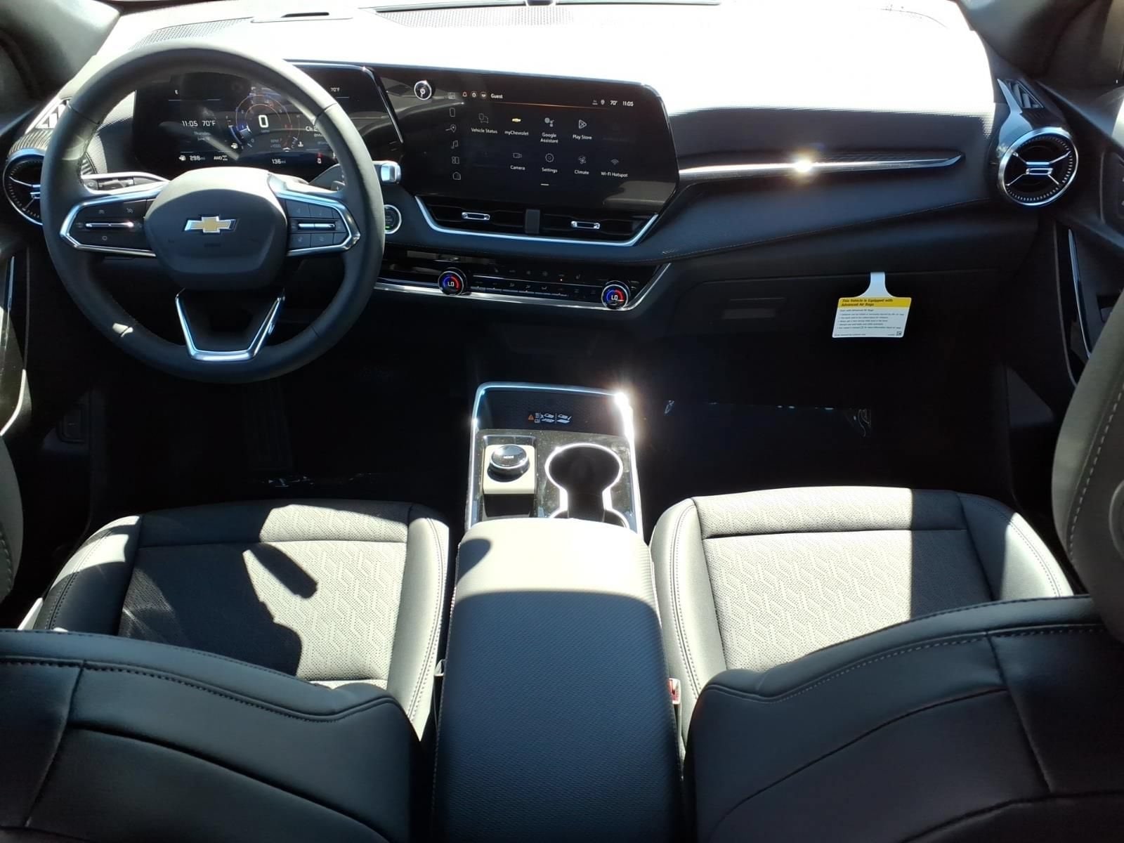 Thumbnail: 2026 Chevrolet Equinox - 11