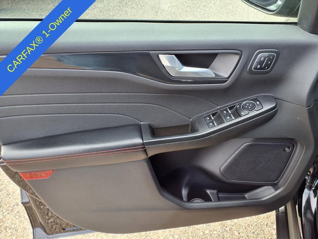 Thumbnail: 2023 Ford Escape - 16