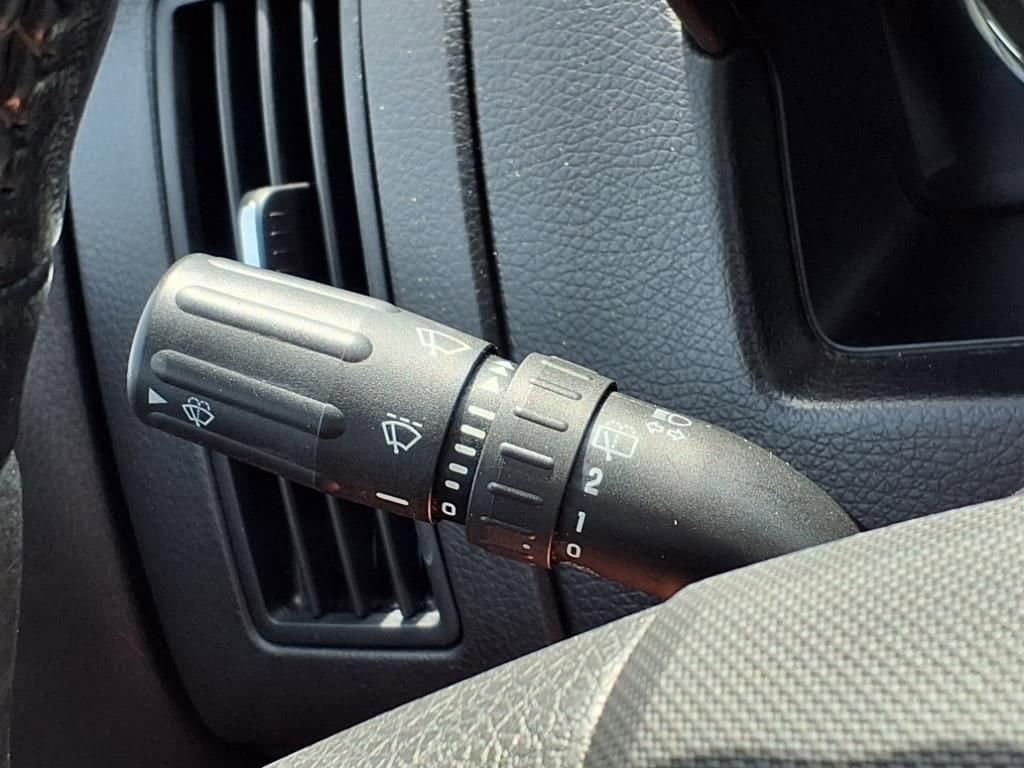 Thumbnail: 2010 Ford Edge - 20