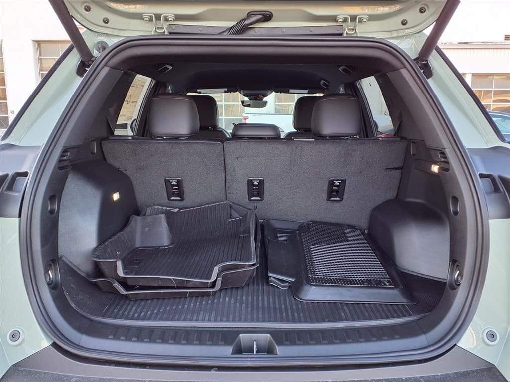 Thumbnail: 2026 Chevrolet Equinox - 8