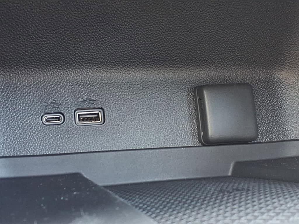 Thumbnail: 2026 Chevrolet Traverse - 18