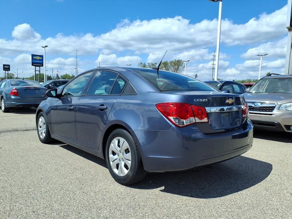 Thumbnail: 2013 Chevrolet Cruze - 7