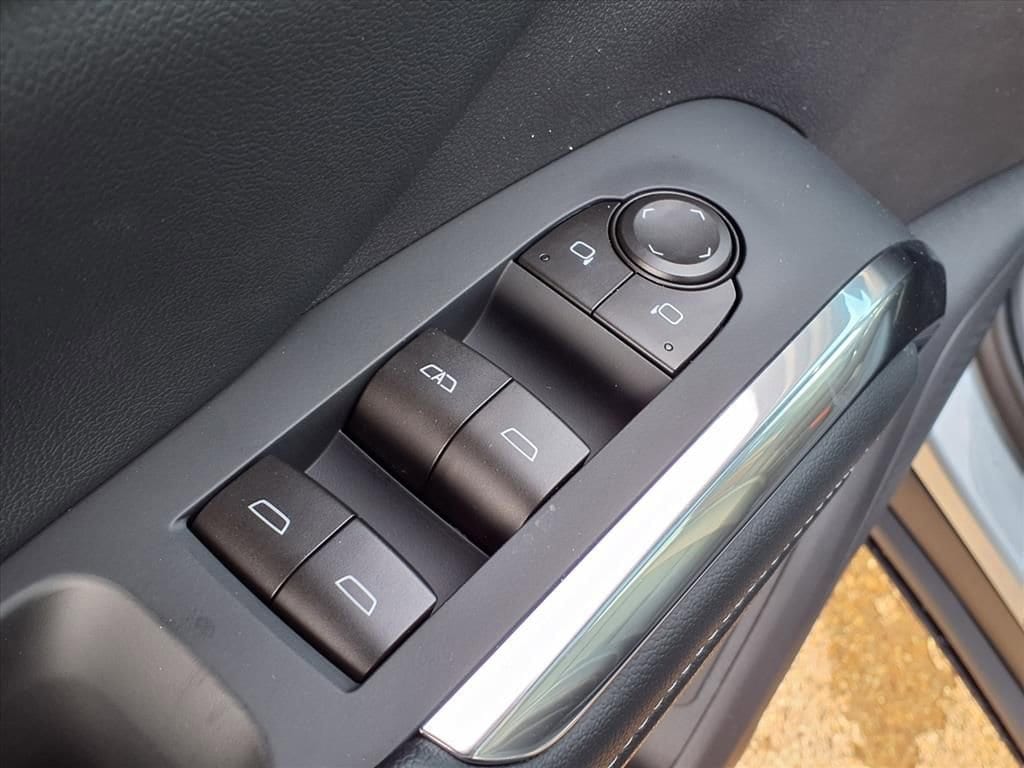 Thumbnail: 2026 Chevrolet Traverse - 13