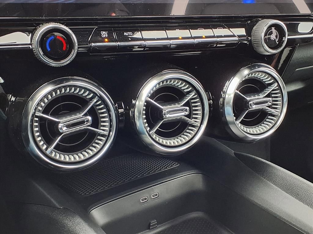 Thumbnail: 2026 Chevrolet Blazer EV - 20