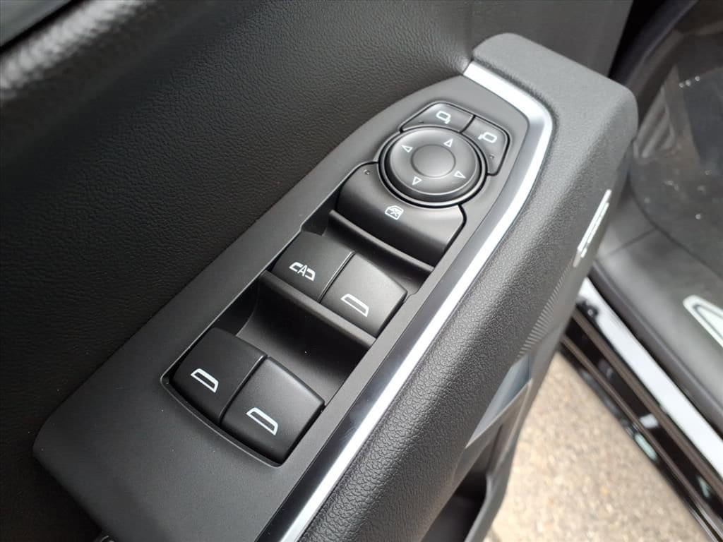 Thumbnail: 2026 Chevrolet Silverado 1500 - 13