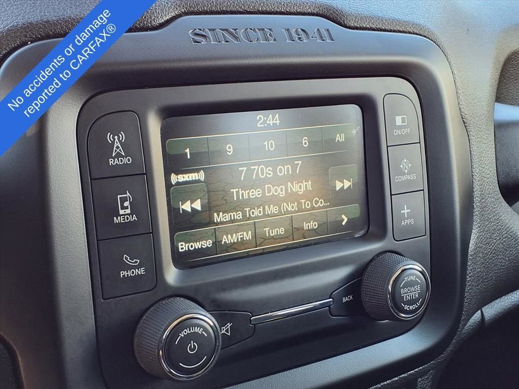 Thumbnail: 2017 Jeep Renegade - 19