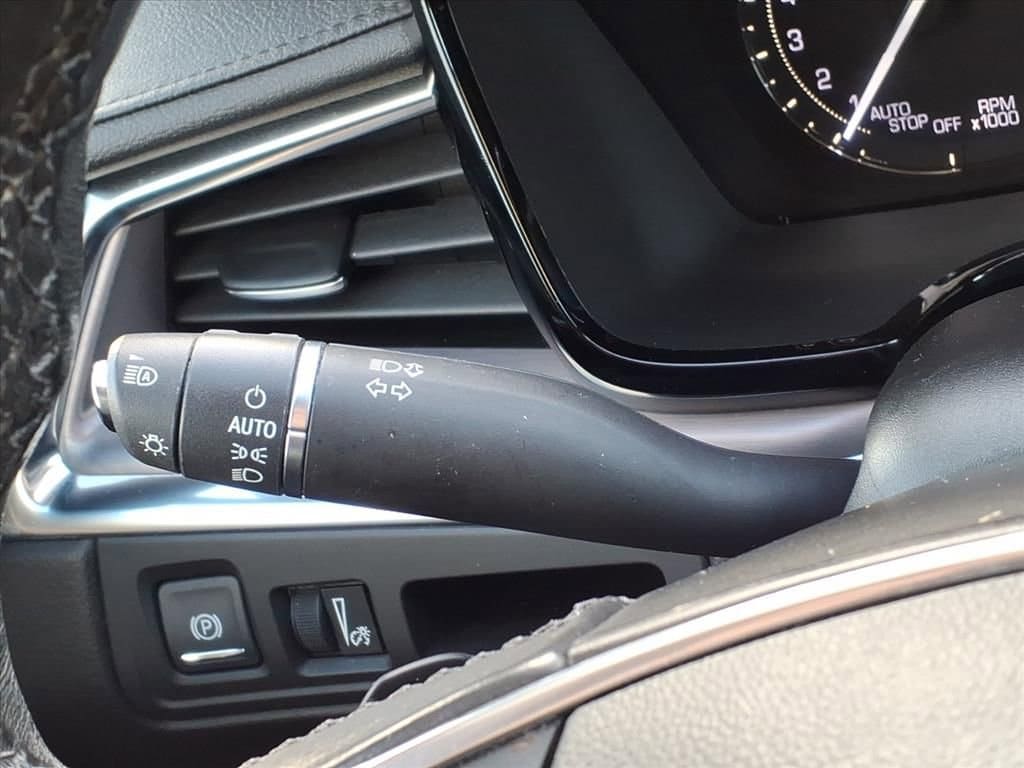 Thumbnail: 2019 Cadillac XT5 - 21