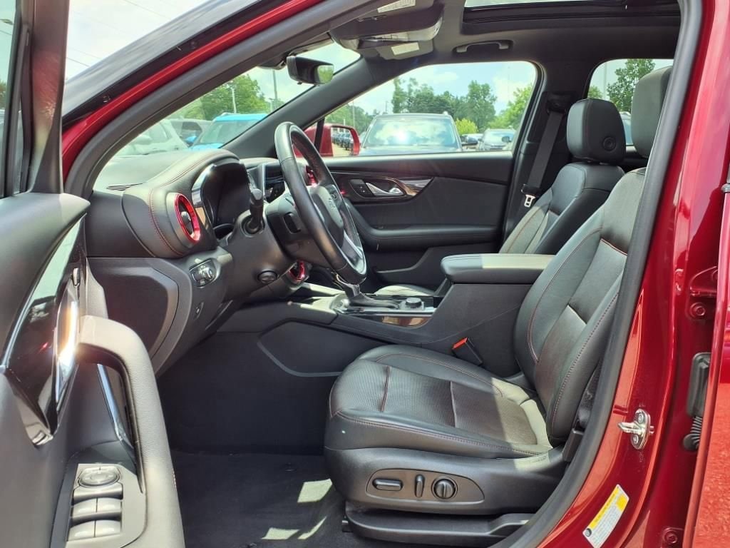 Thumbnail: 2019 Chevrolet Blazer - 16