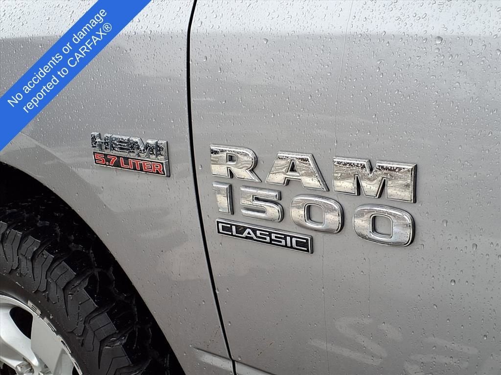 Thumbnail: 2020 RAM 1500 Classic - 12