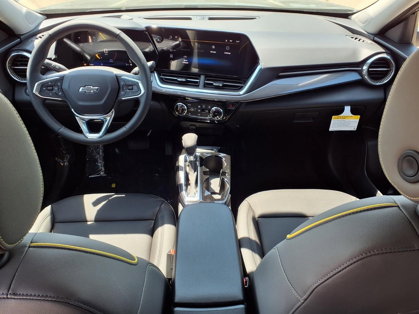 Thumbnail: 2026 Chevrolet Trax - 9