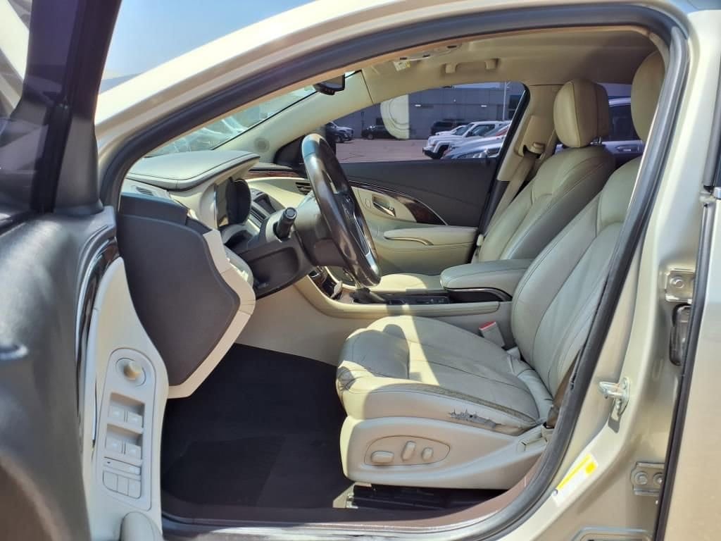 Thumbnail: 2014 Buick LaCrosse - 16