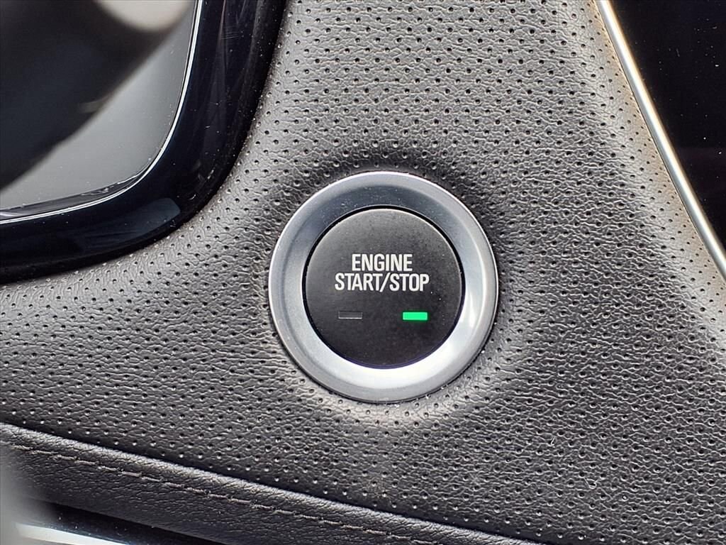 Thumbnail: 2024 Cadillac XT5 - 24