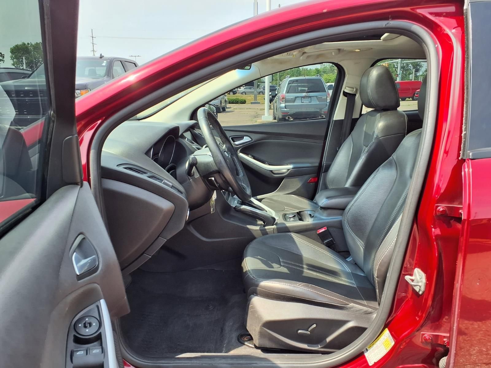 Thumbnail: 2014 Ford Focus - 17