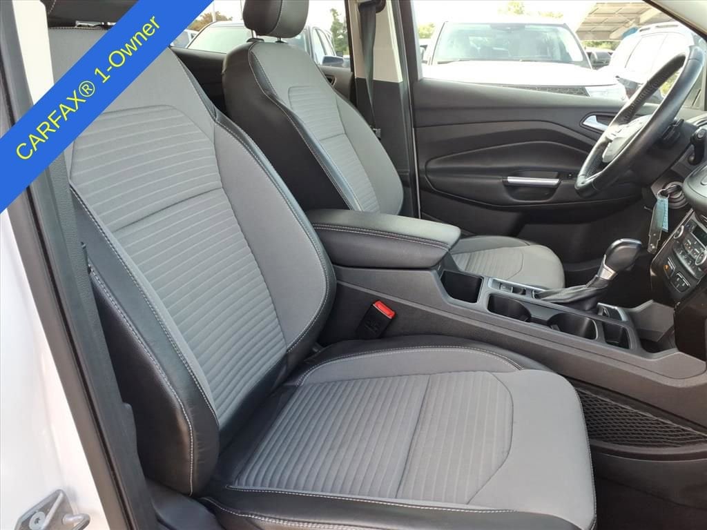 Thumbnail: 2018 Ford Escape - 21