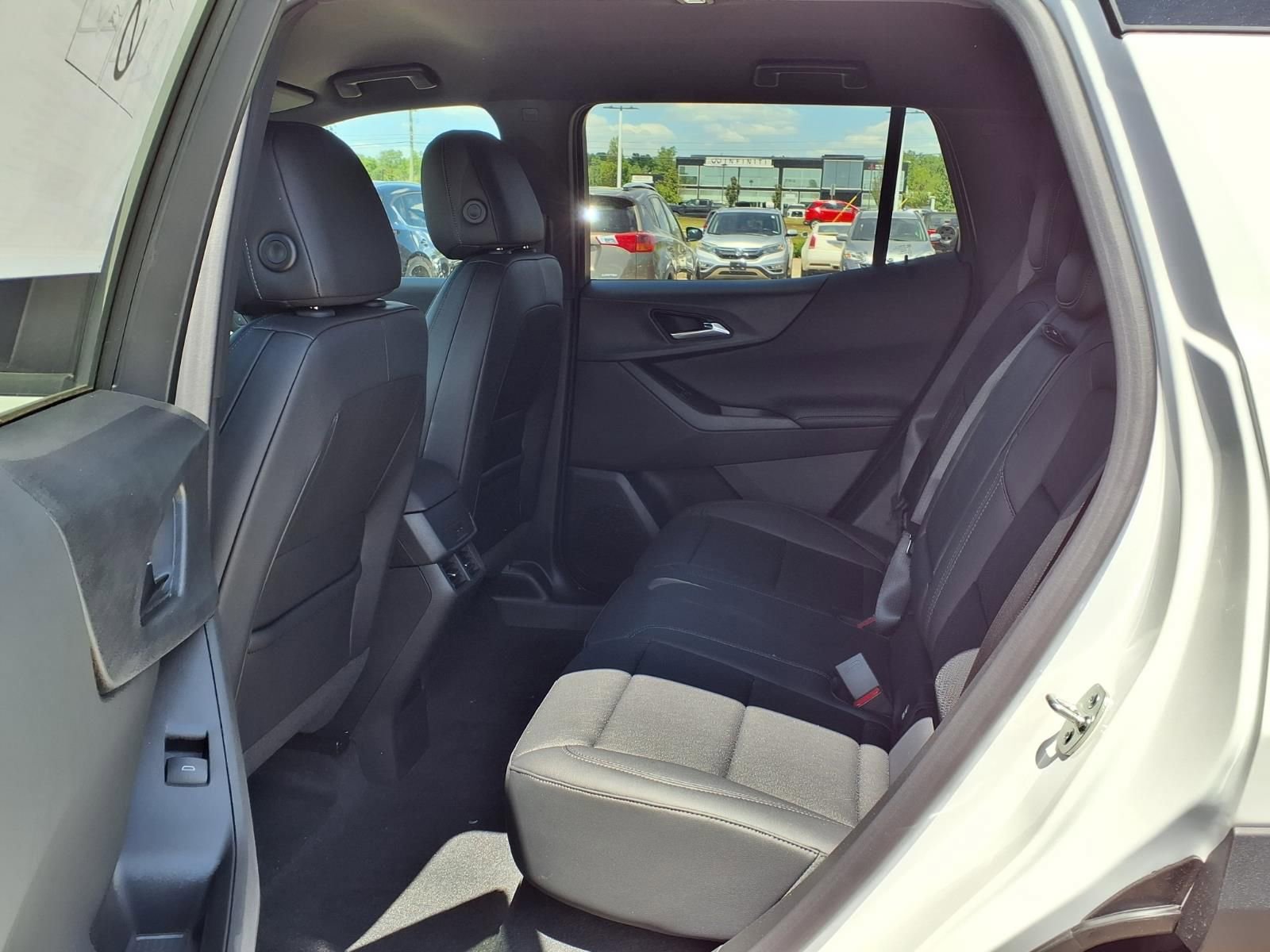 Thumbnail: 2026 Chevrolet Equinox - 8