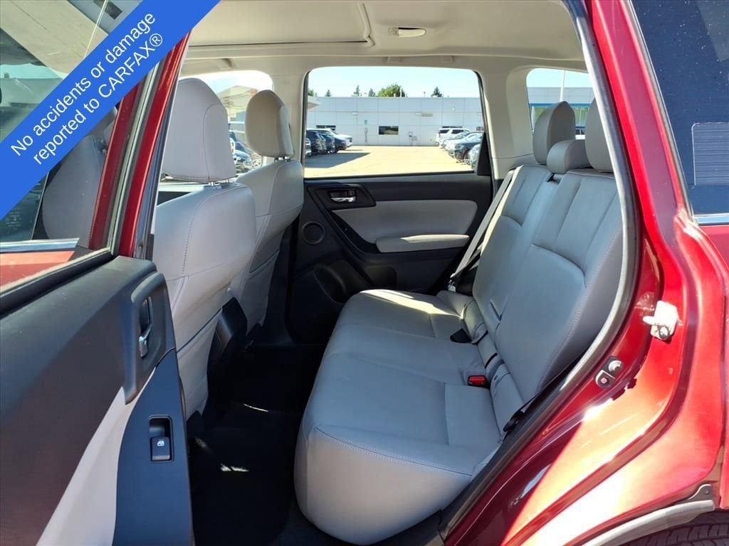 Thumbnail: 2015 Subaru Forester - 11