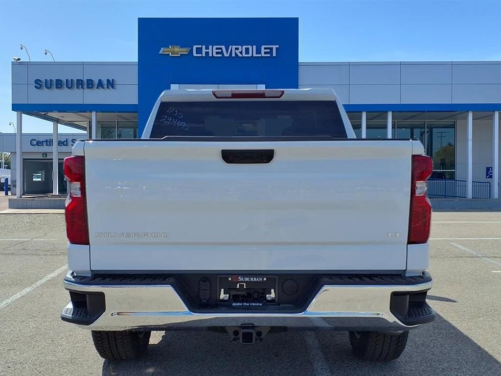 Thumbnail: 2026 Chevrolet Silverado 1500 - 5
