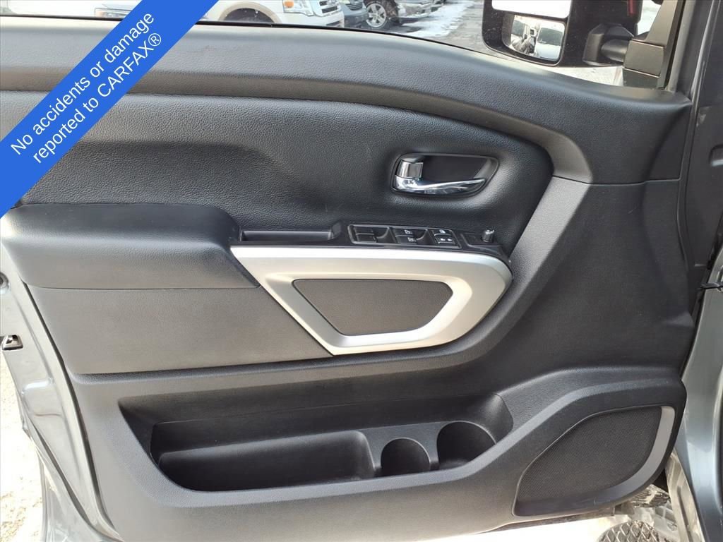 Thumbnail: 2018 Nissan Titan - 16