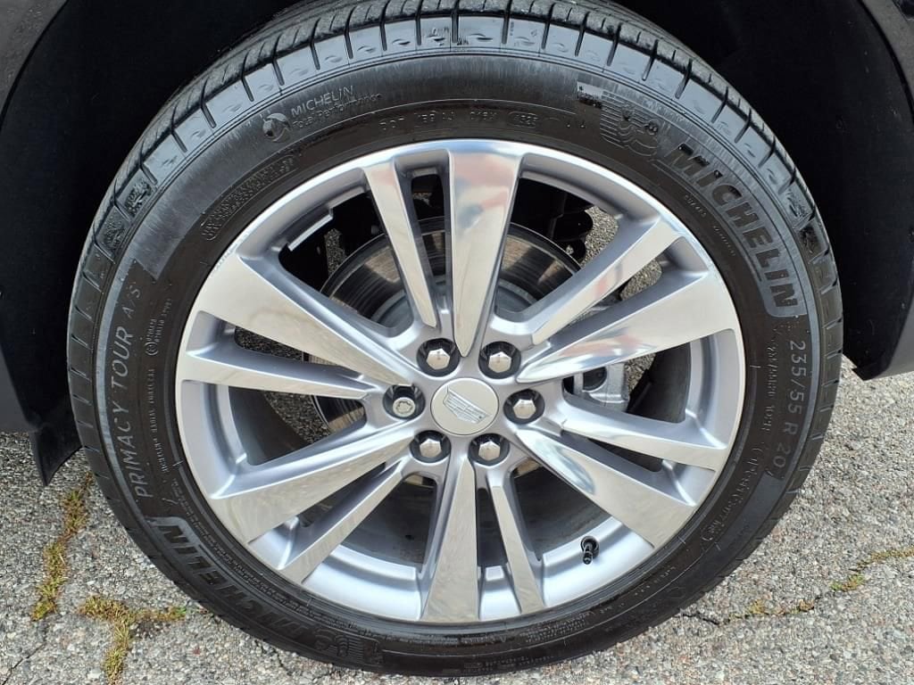 Thumbnail: 2024 Cadillac XT5 - 9