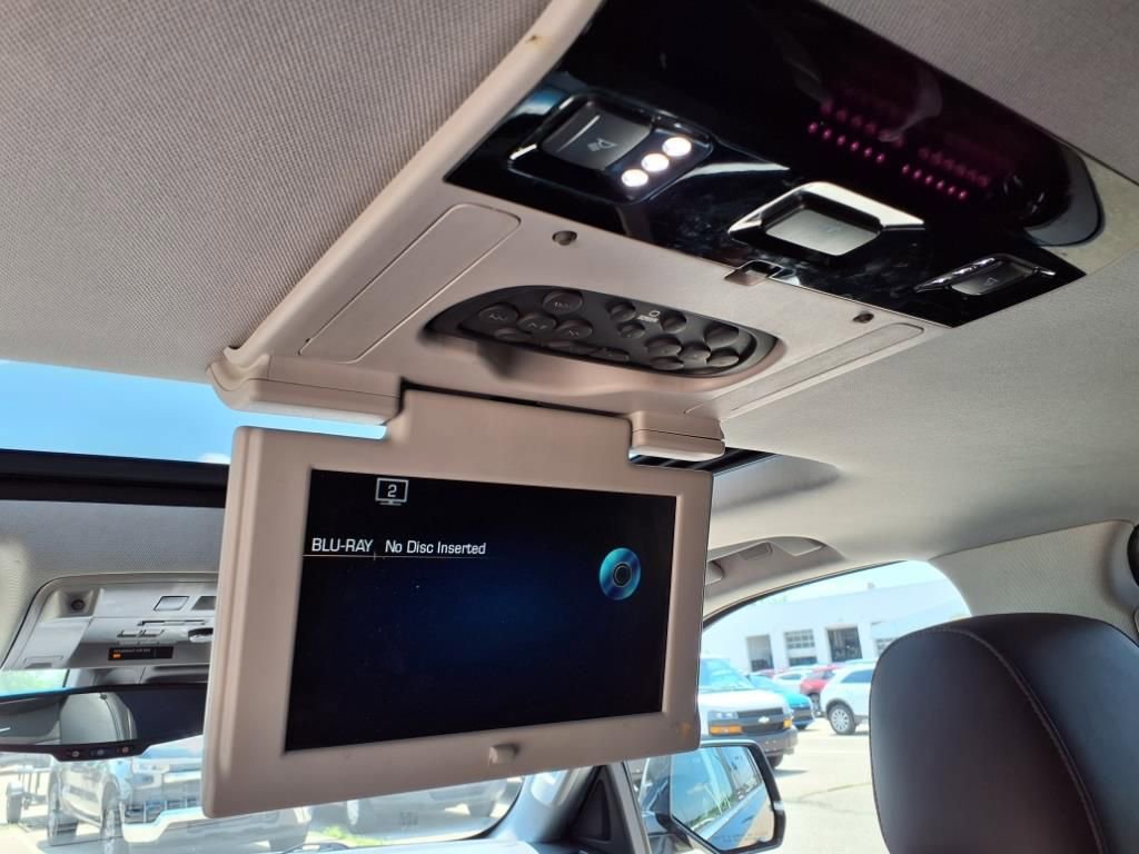 Thumbnail: 2016 Cadillac Escalade - 15