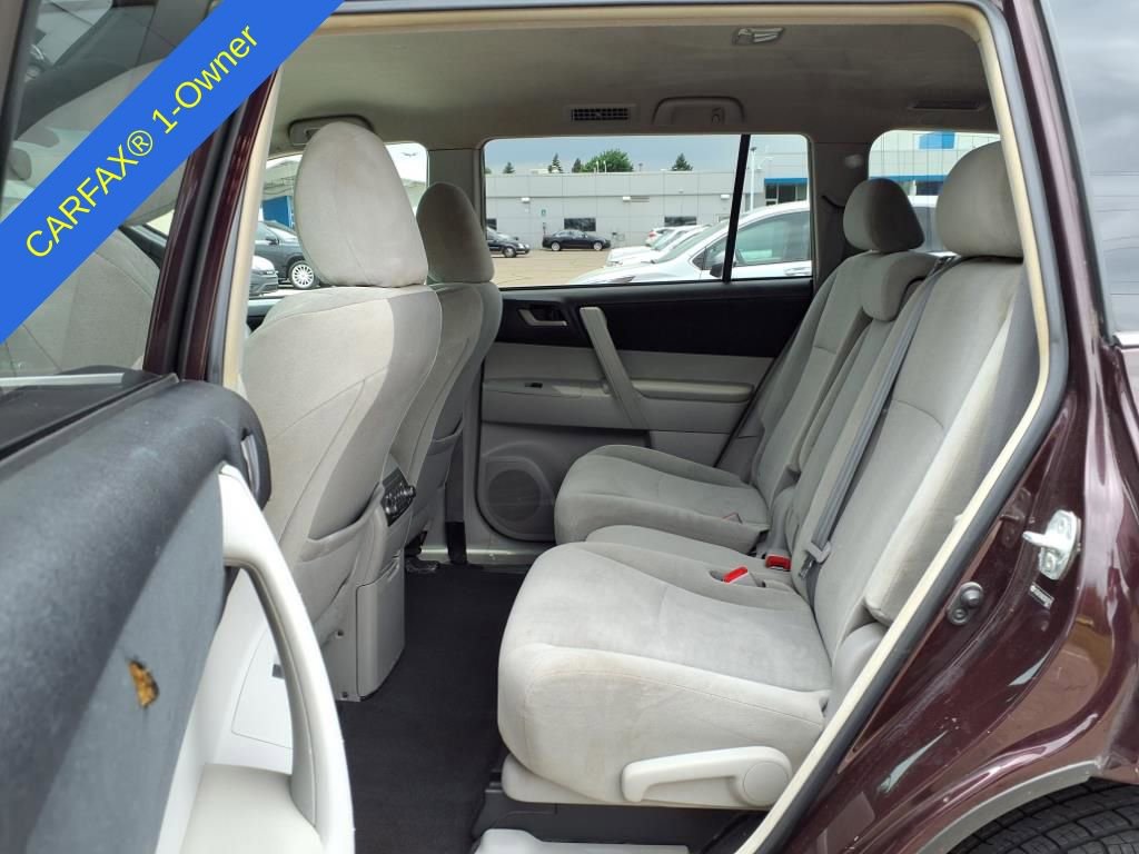 Thumbnail: 2012 Toyota Highlander - 12