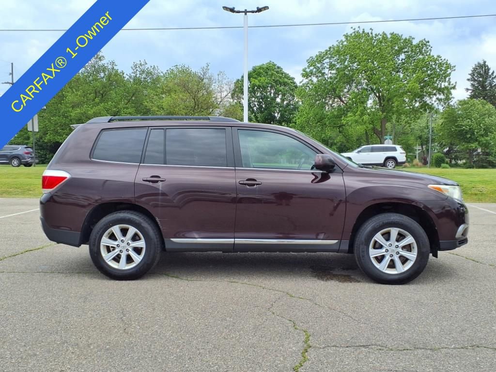 Thumbnail: 2012 Toyota Highlander - 5