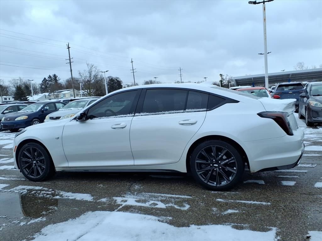 Thumbnail: 2022 Cadillac CT5 - 8