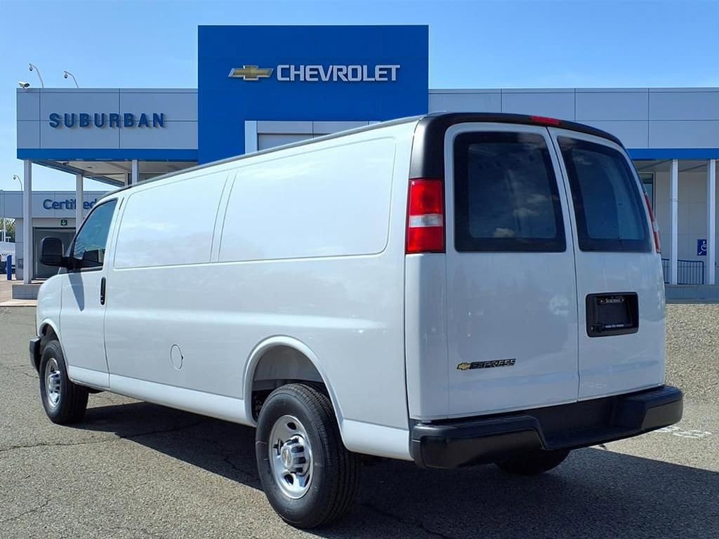 Thumbnail: 2026 Chevrolet Express - 6