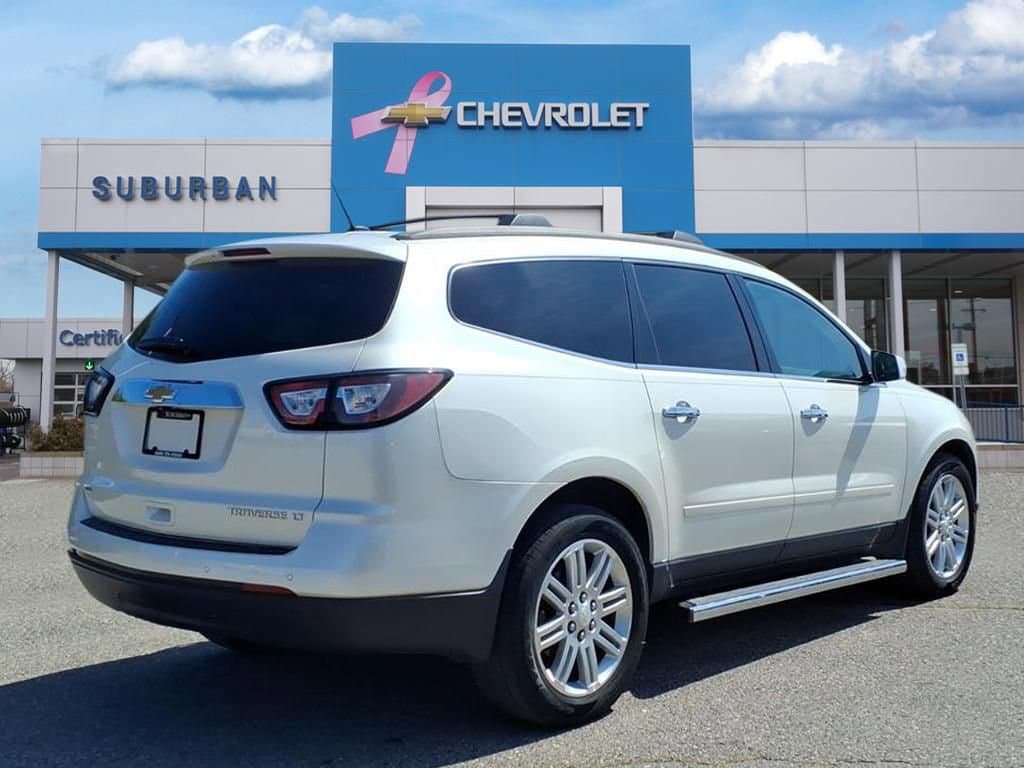 Thumbnail: 2013 Chevrolet Traverse - 5