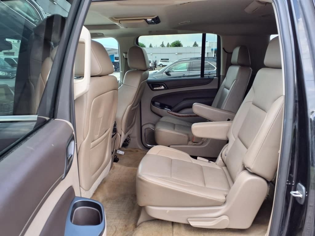 Thumbnail: 2015 Chevrolet Suburban - 12