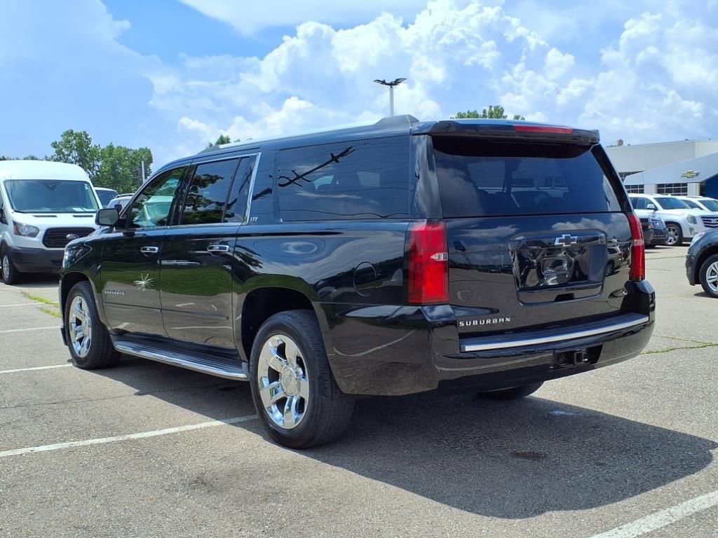 Thumbnail: 2015 Chevrolet Suburban - 7