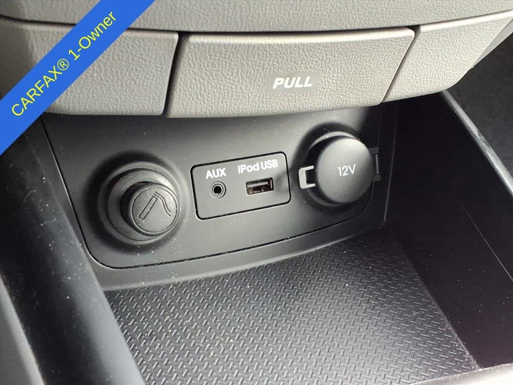 Thumbnail: 2010 Hyundai Elantra - 27