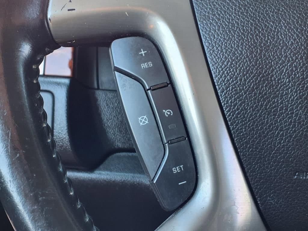 Thumbnail: 2013 Chevrolet Suburban - 26