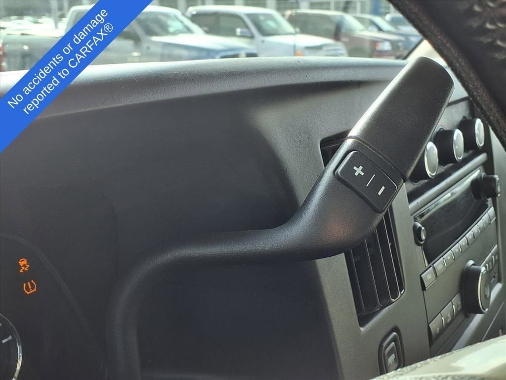 Thumbnail: 2018 Chevrolet Express - 22