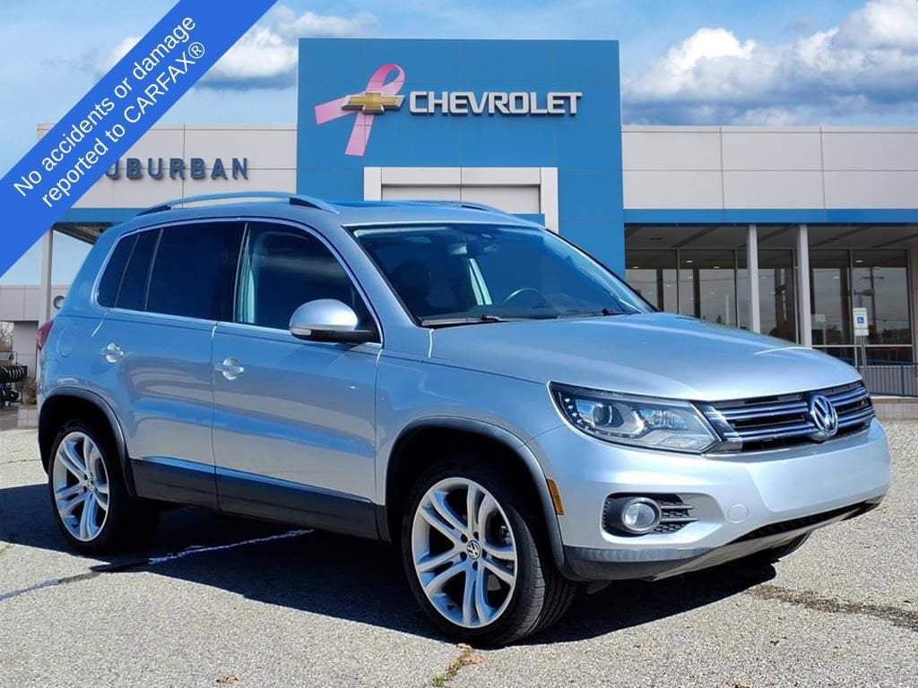 Thumbnail: 2016 Volkswagen Tiguan - 3