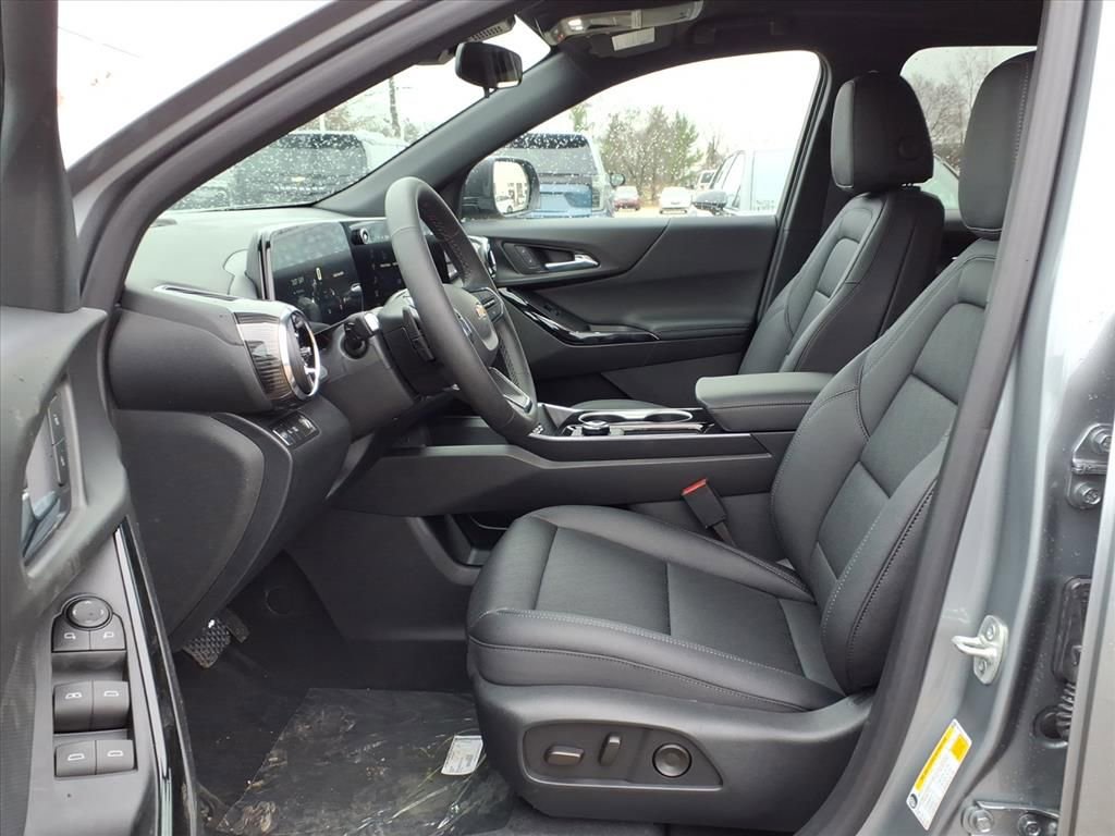 Thumbnail: 2026 Chevrolet Equinox - 13