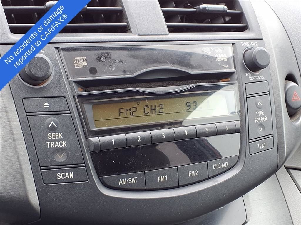 Thumbnail: 2010 Toyota RAV4 - 27